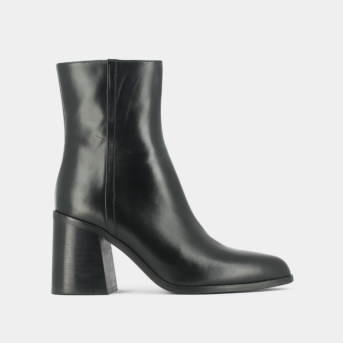 Bottines à talons  en cuir noir
