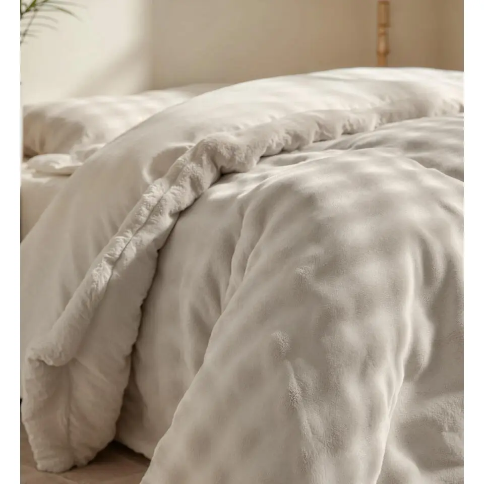 Dekbedovertrek 140x220 – Pompom Design & Warm Flanel Fleece - Beige