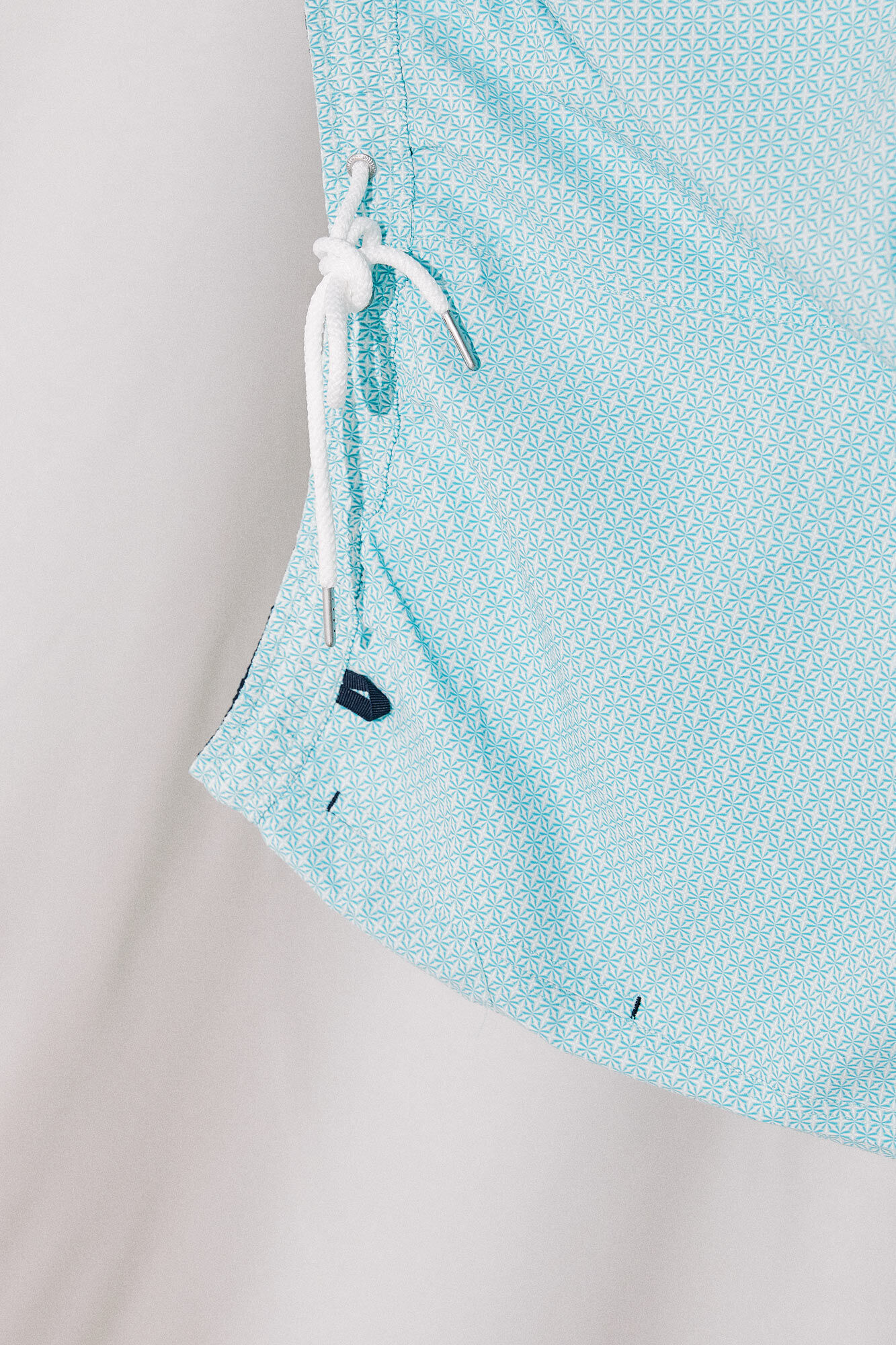 Maiô estampado com bolso pequeno com zíper - estampa turquesa