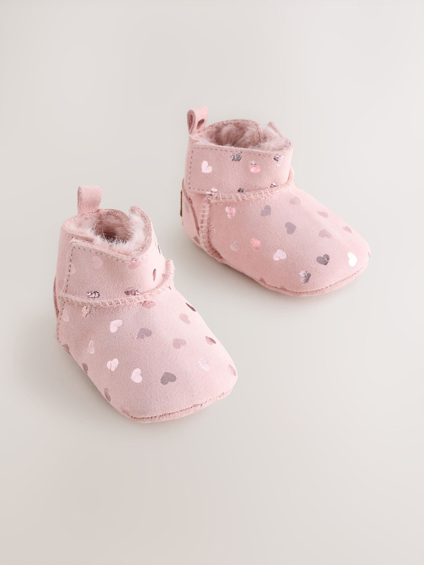 Roze met hartjesprint - Suède baby-instaplaarsjes (0-24mnd)