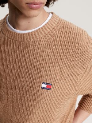 Suéter com distintivo em malha canelada