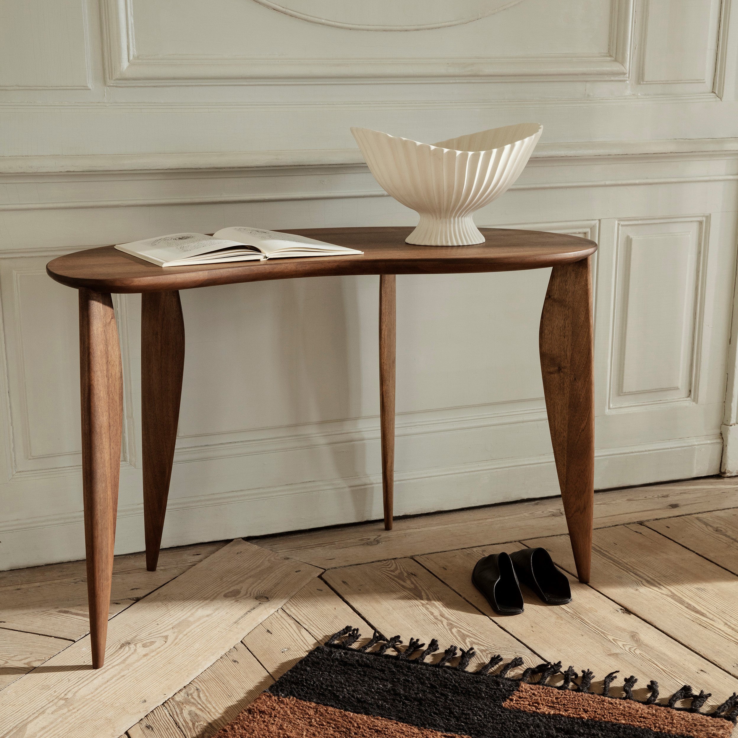 Ferm Living Feve Bureau - Walnoot