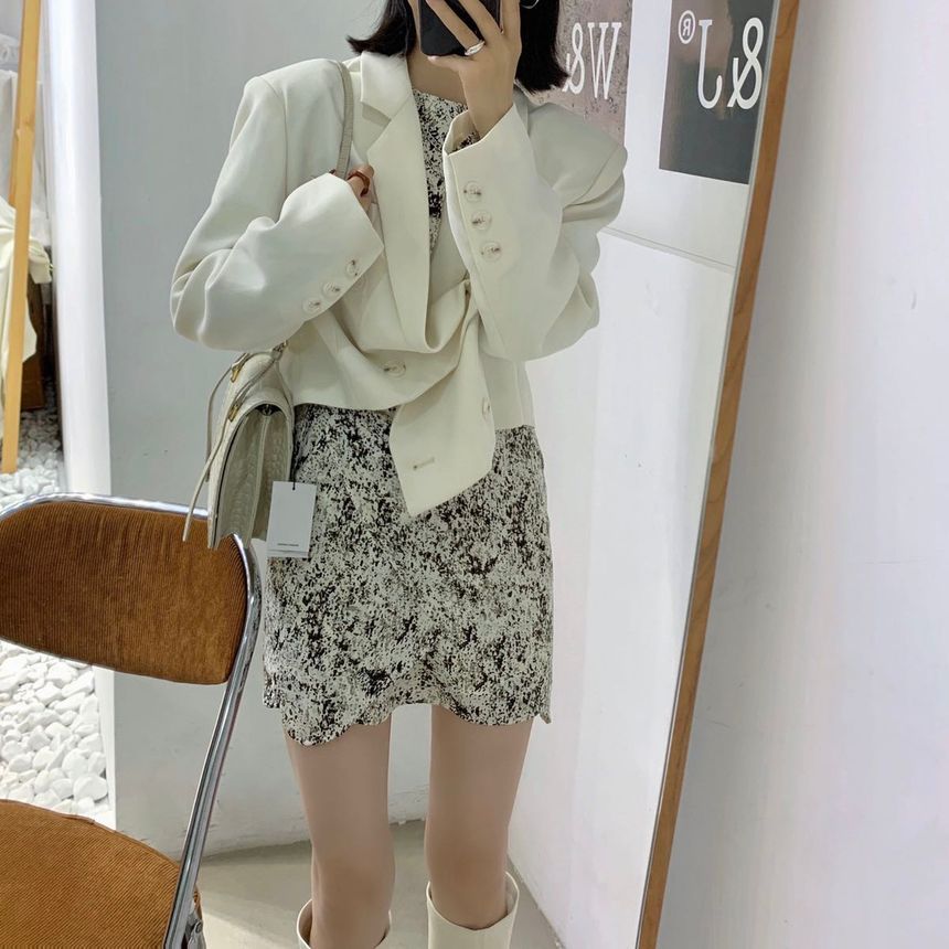 EFO - Dubbelrijs effen crop blazer met revers
