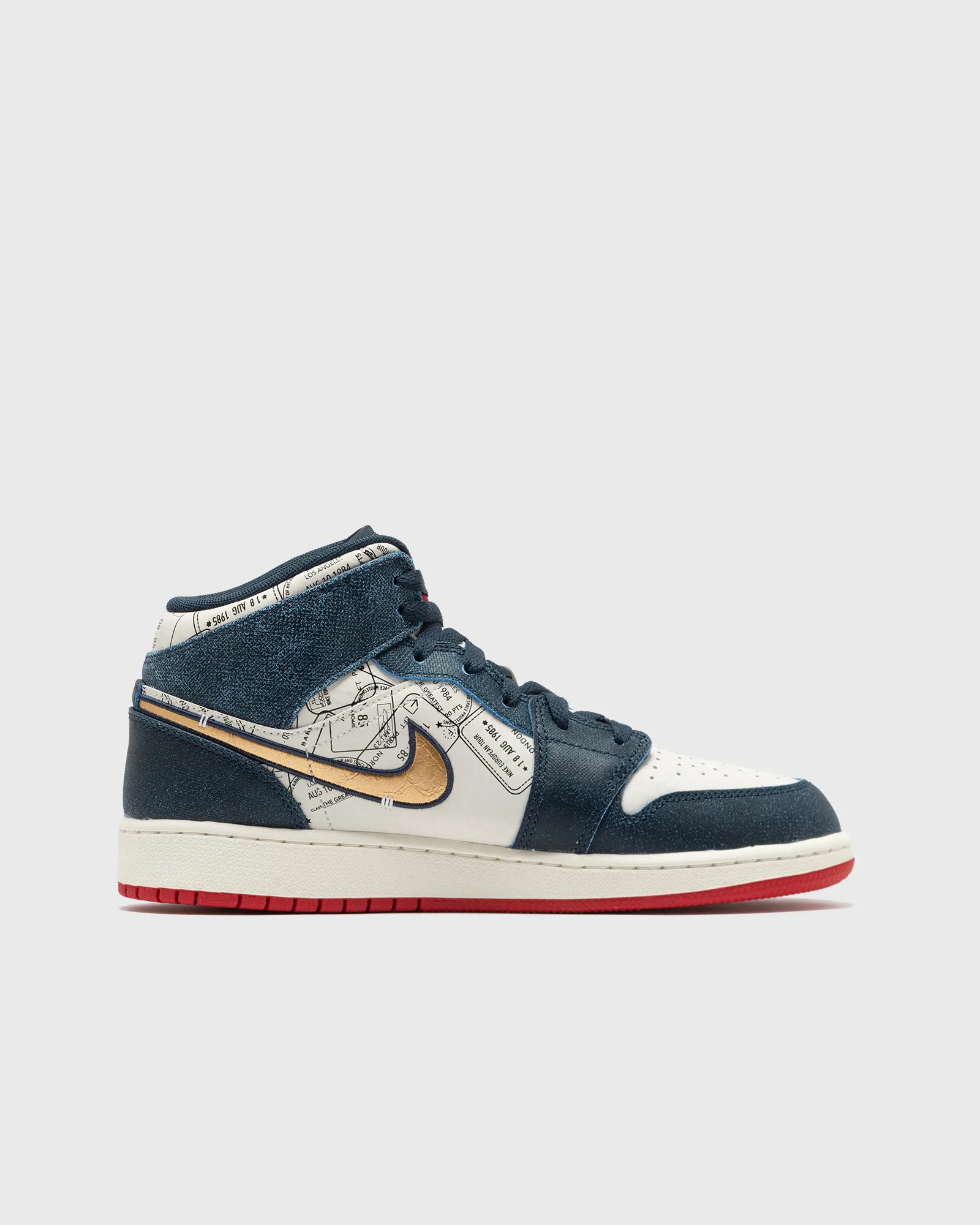 Jordan AIR JORDAN 1 MID SE (GS)