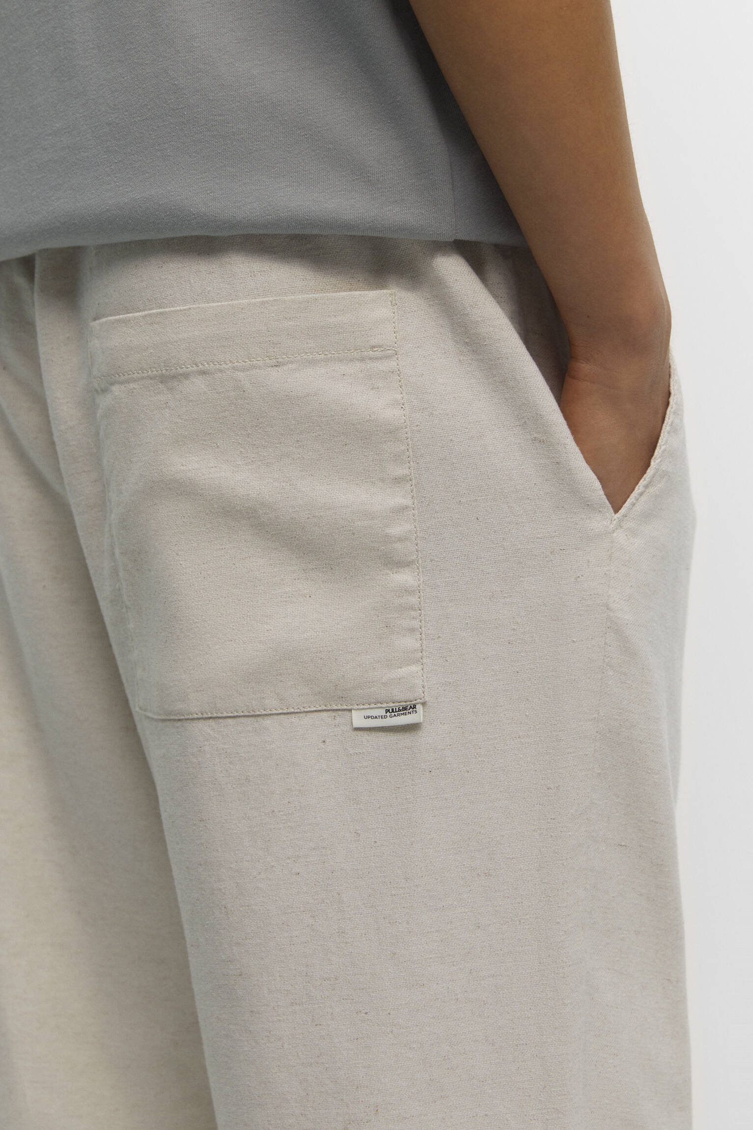 Calça jogger rústica de linho - crua
