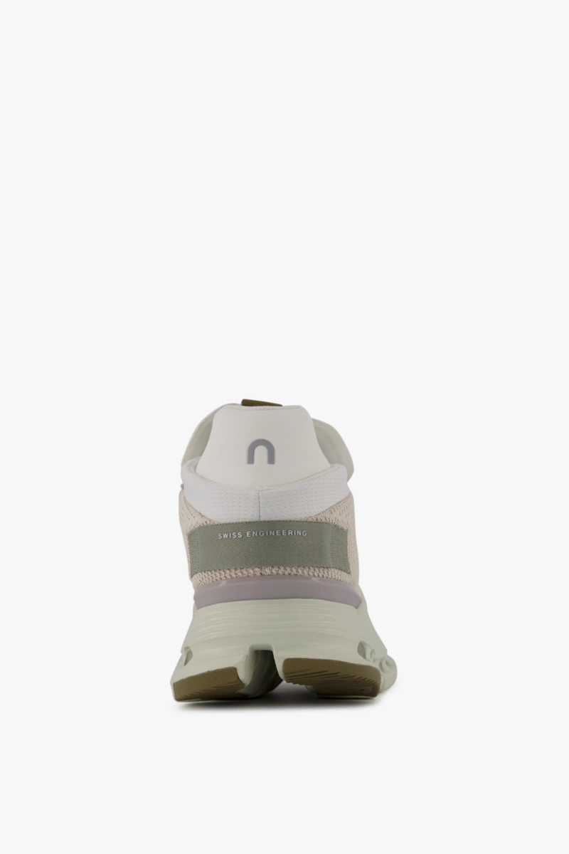 ON Cloudnova Damen Sneaker