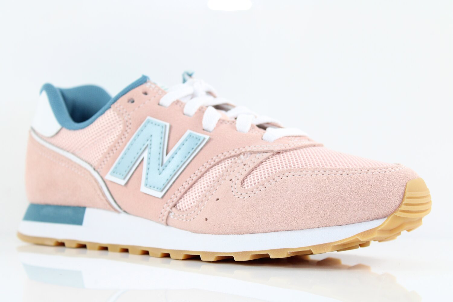 New Balance Sneaker