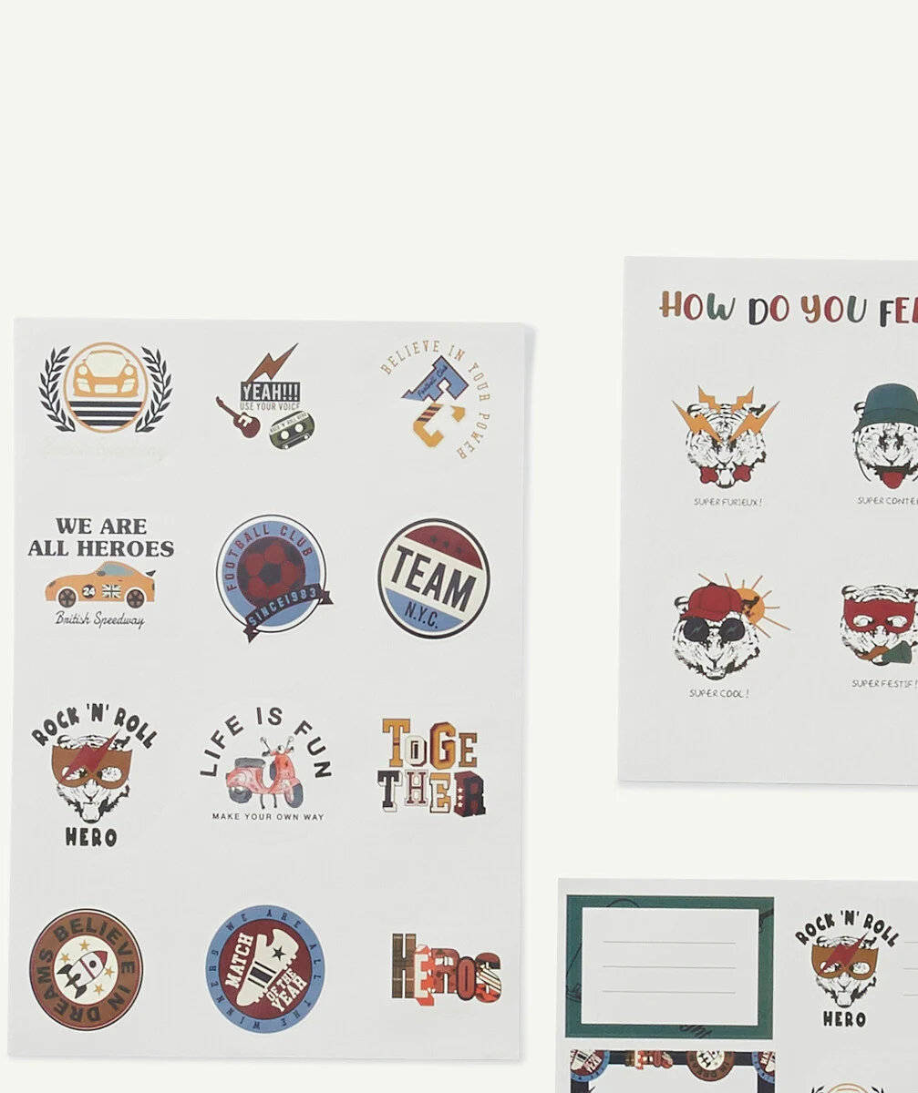 LE LOT DE STICKERS ET D'ÉTIQUETTES BLEU ET ROUGE