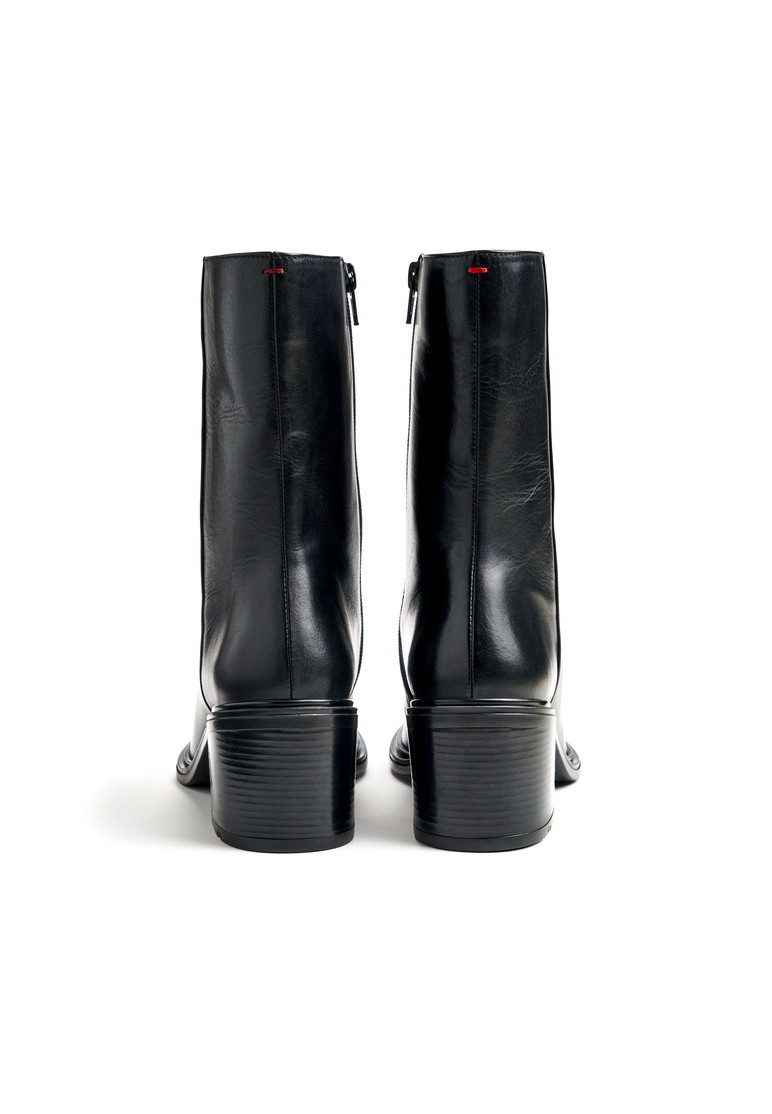 STIEFELETTE Schwarz