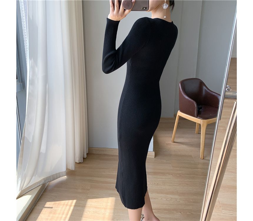 Hulkoplein - Mock Two-Piece Long-Sleeve Plain Frog Buttoned Midi Knit Dress