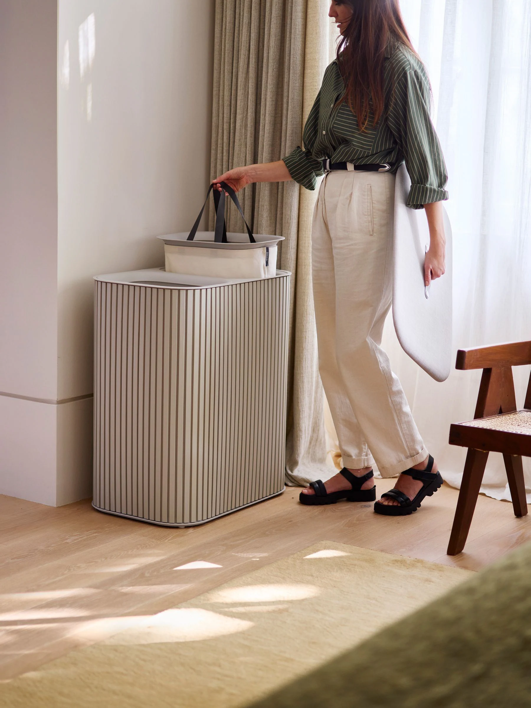 Joseph Joseph Tota Luxe 90L Laundry Basket