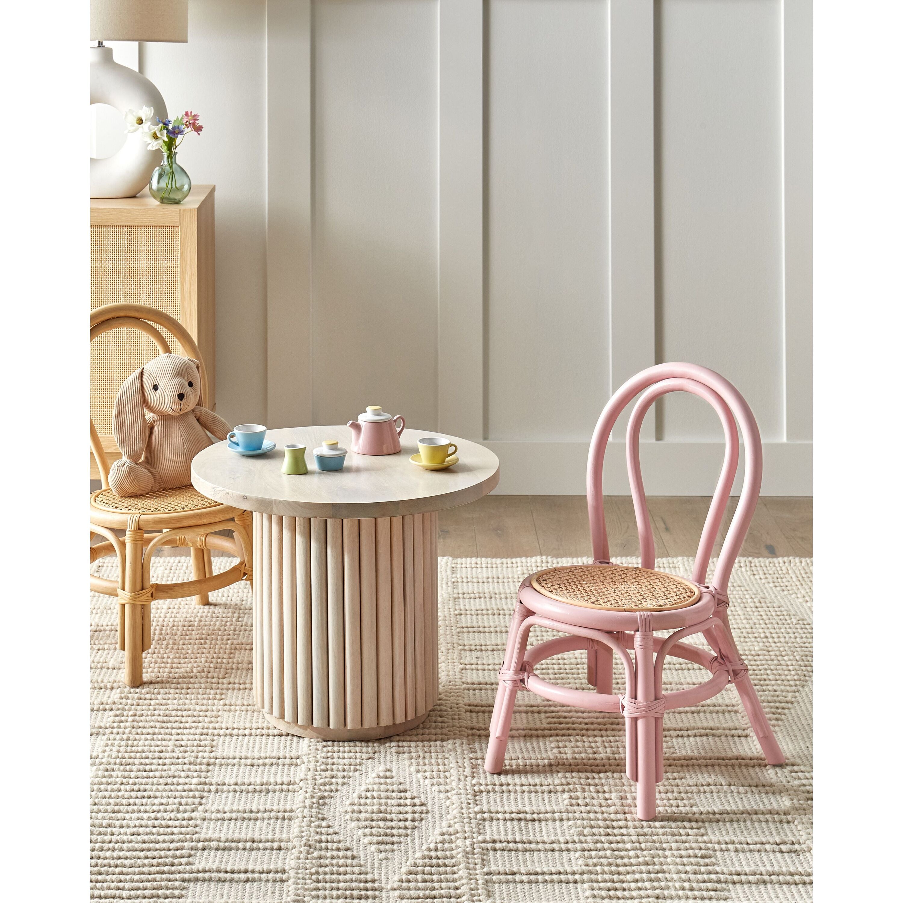 Beliani - KALIVIA - Kinderstoel - Pastelroze - Rotan