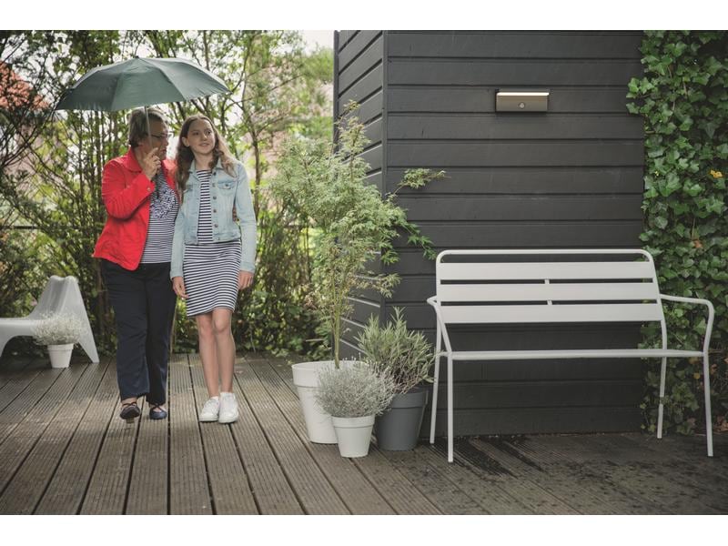 Philips myGarden Wandleuchte Bustan, 1000 lm, Anthrazit   S Leuchte für den Aussenbereich