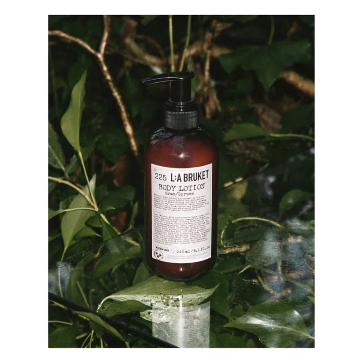 L:A BRUKET Lait corps Épicéa 225 - 240 ml