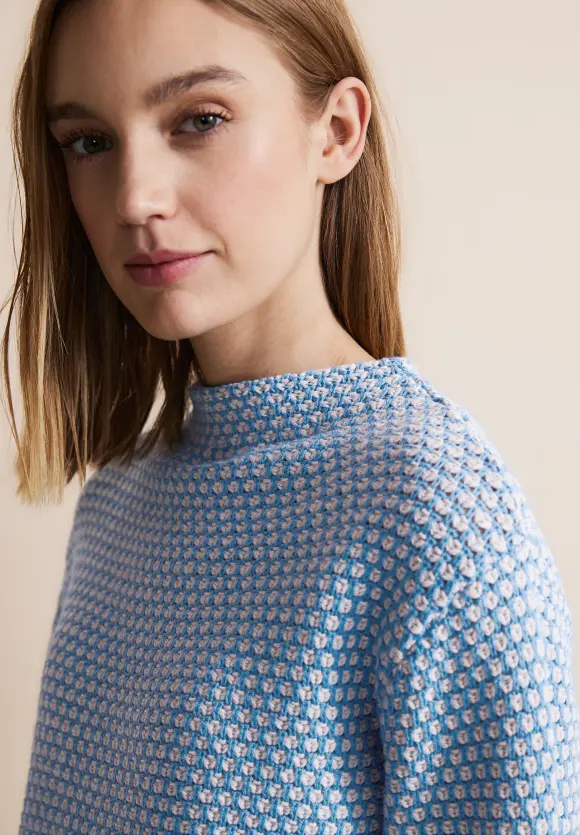 Zweifarbiger Pullover - light spring blue