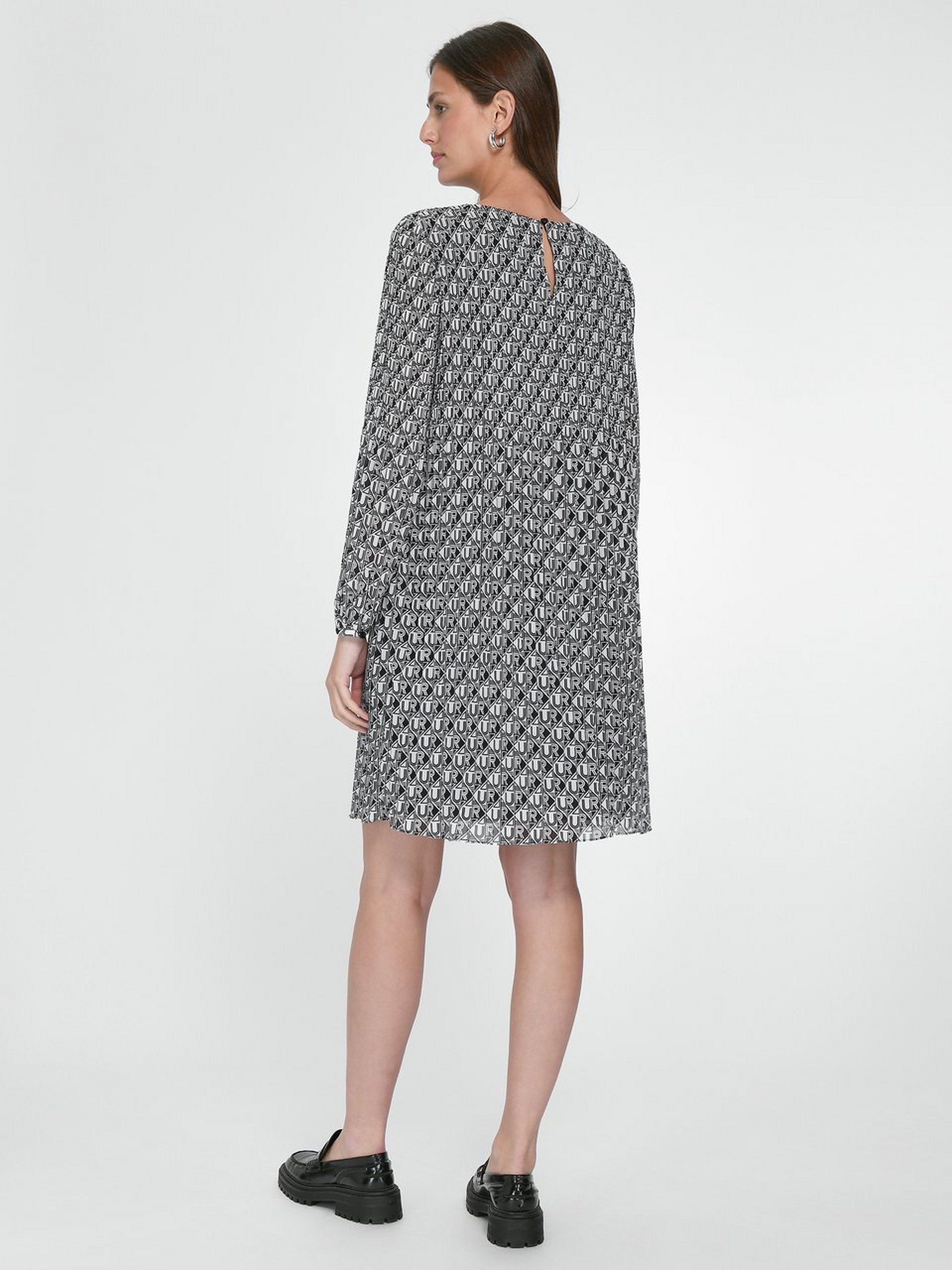 Kleid