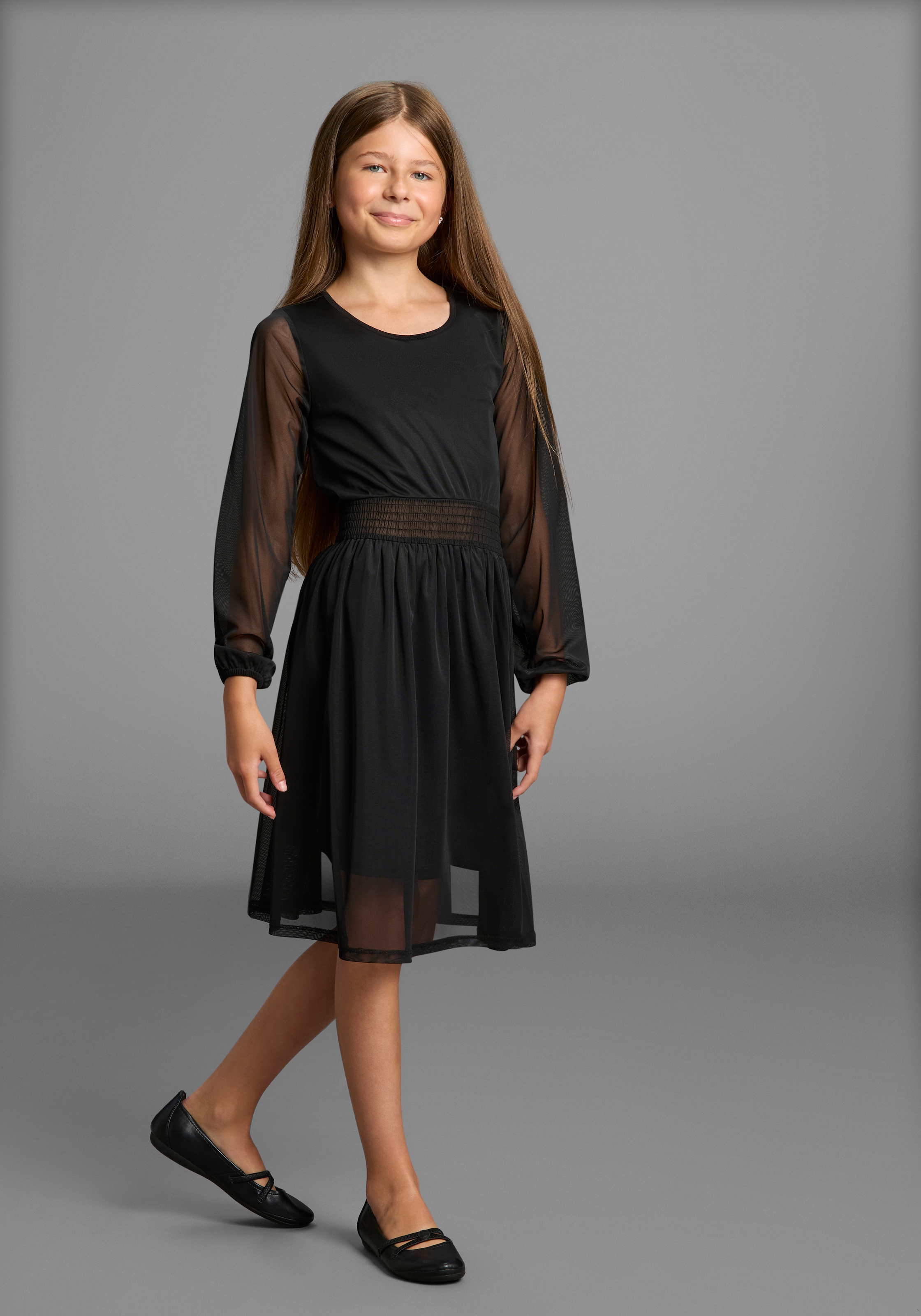 Bruno Banani Jerseykleid »Meshkleid mit transparenten Ärmeln für festliche Anlässe« Für TEENS. Shirtkleid mit Chiffon