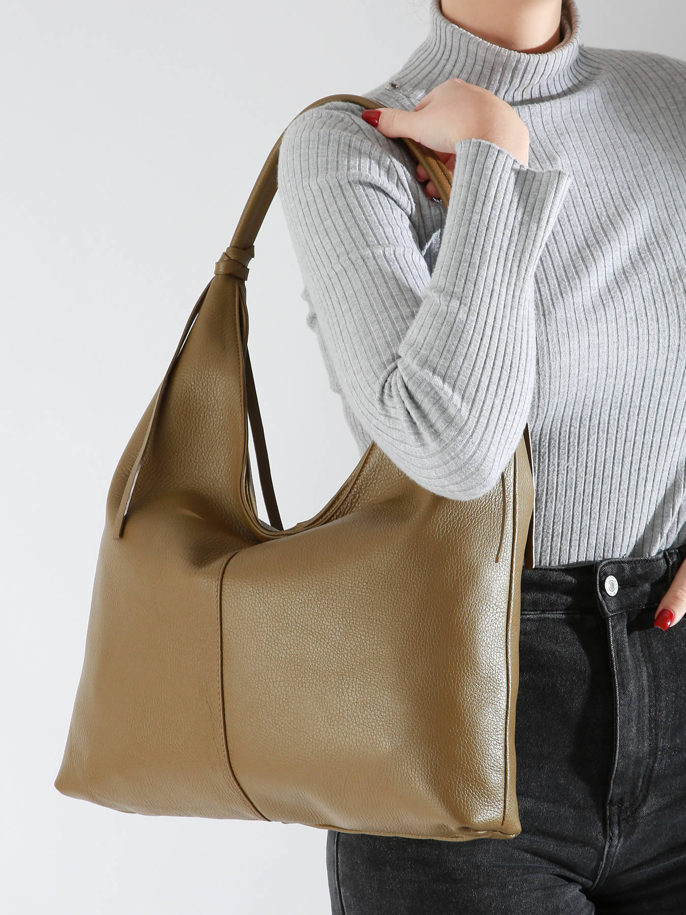 sac port paule Caviar cuir MILANO