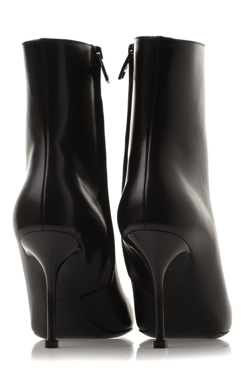 Alexander McQueen Boots Boxcar