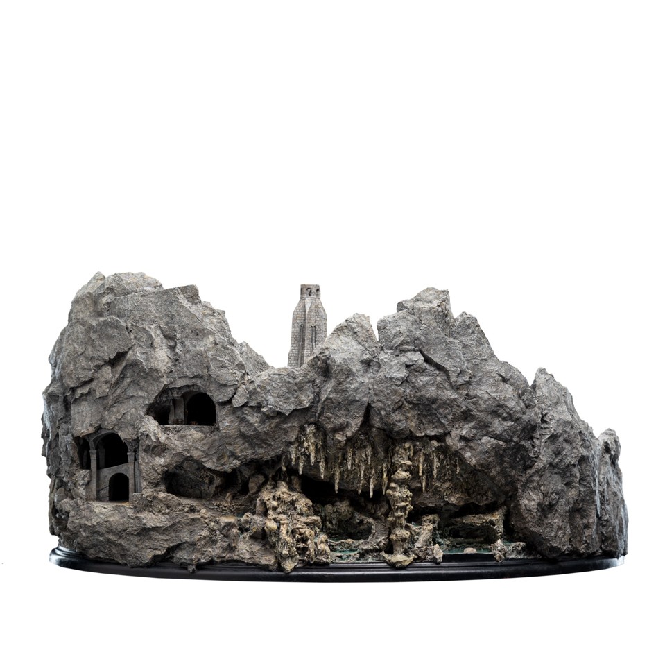 The Lord of the Rings Trilogy - Environment - Helm's Deep Statue