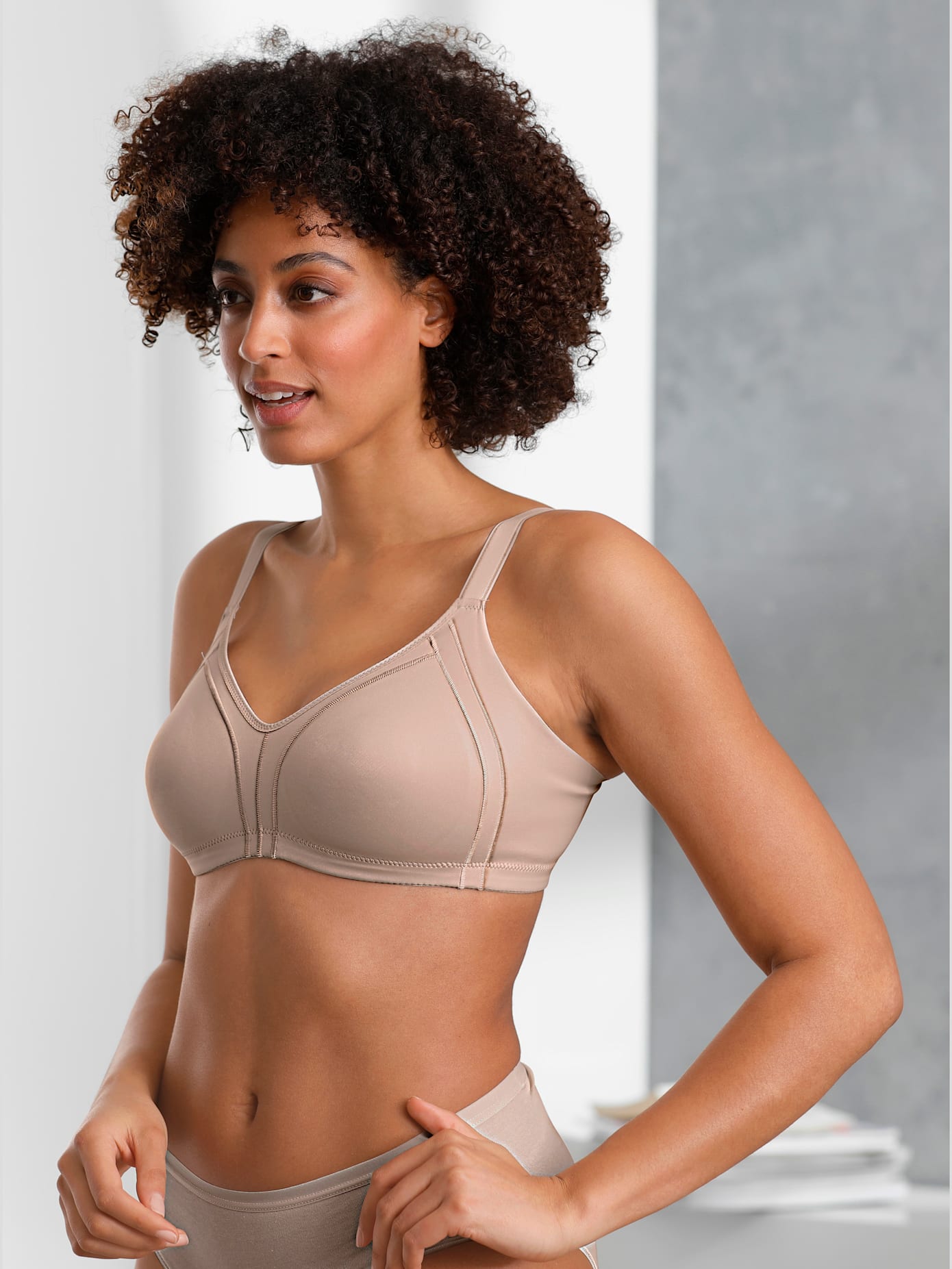 Soutien-gorge minimiseur sans armatures bon. b, c, d, e