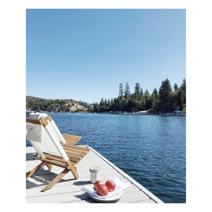 Business & Pleasure Co. Chaise pliable | Blanc
