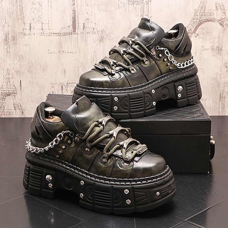 Mr Ozera - Platform Sneakers met Studs en Kettingdetail