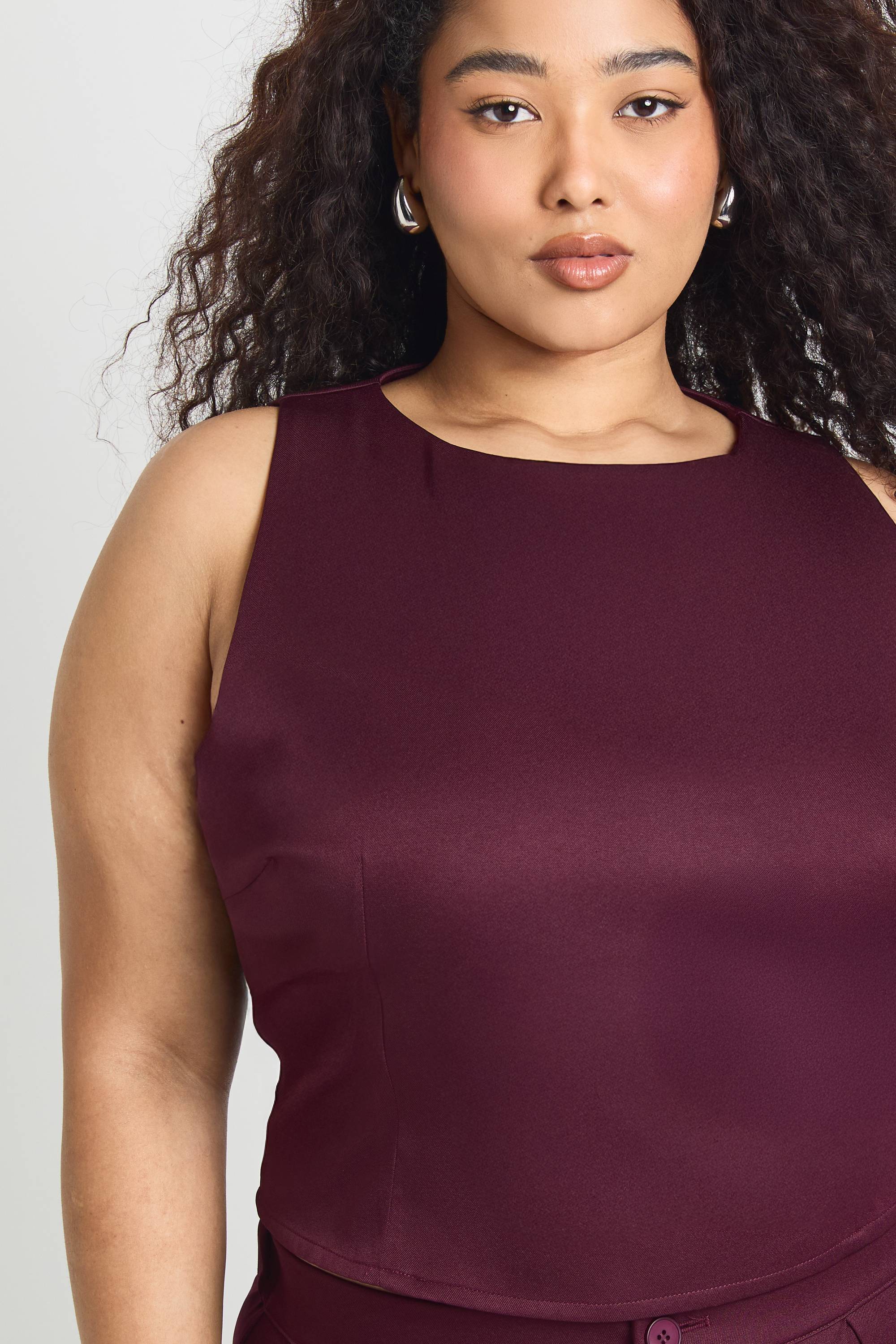 boohoo Haut Tissé Taille Plus à Col Nageur avec Taille Cintrée