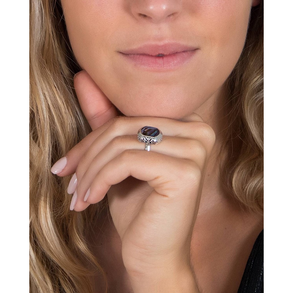 Bague ethnique en argent 925 et nacre abalone - Bijou original pour amateurs de créations uniques | Aden