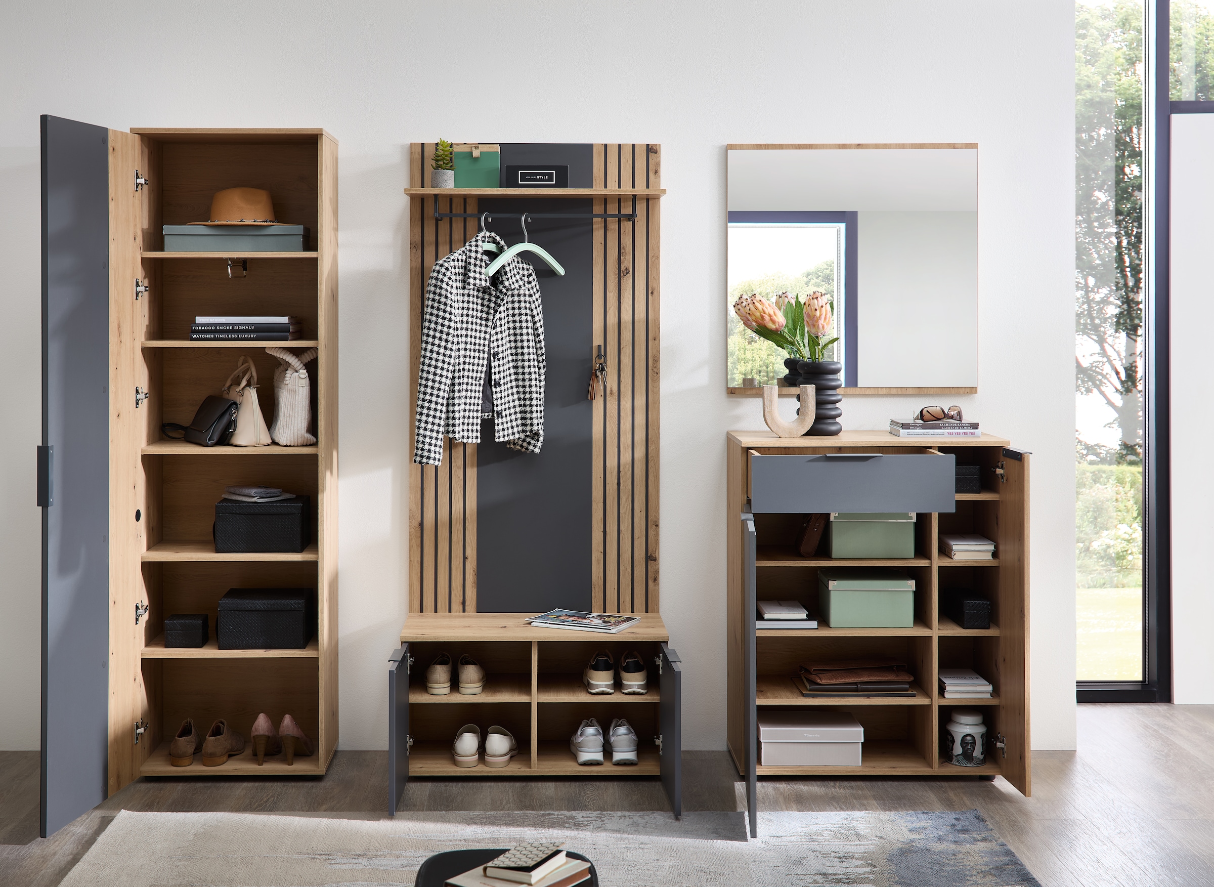 HBZ Garderobenschrank »Volano in Eiche Artisan Dekor, BxHxT 57x195x38cm« 1 Stk. tlg. Mit 1 Kleiderstange ausziehbar, 4 Einlegeböden