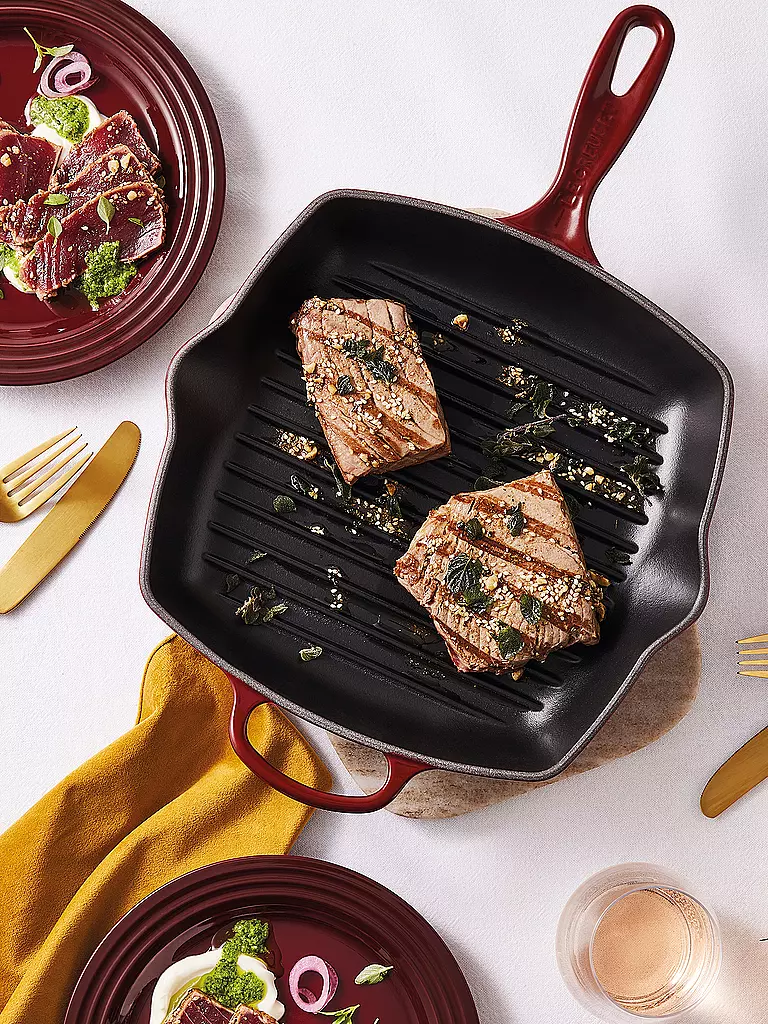 LE CREUSET Grillpfanne quadratisch SIGNATURE 26x26cm Garnet dunkelrot