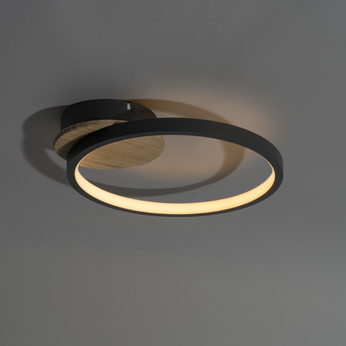 Moderne plafondlamp zwart met hout incl. LED 3-staps dimbaar - Alec