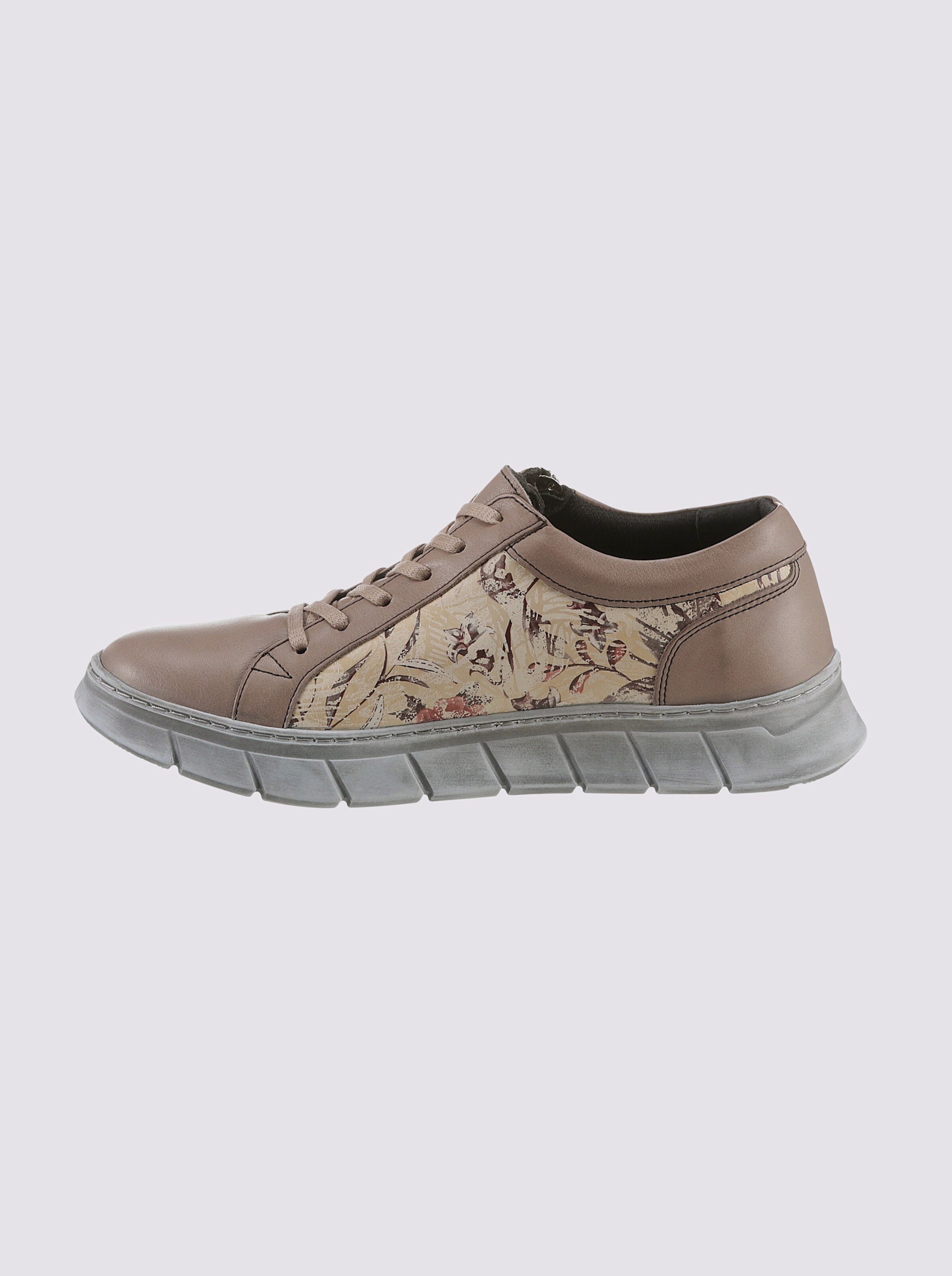 Schnürschuh