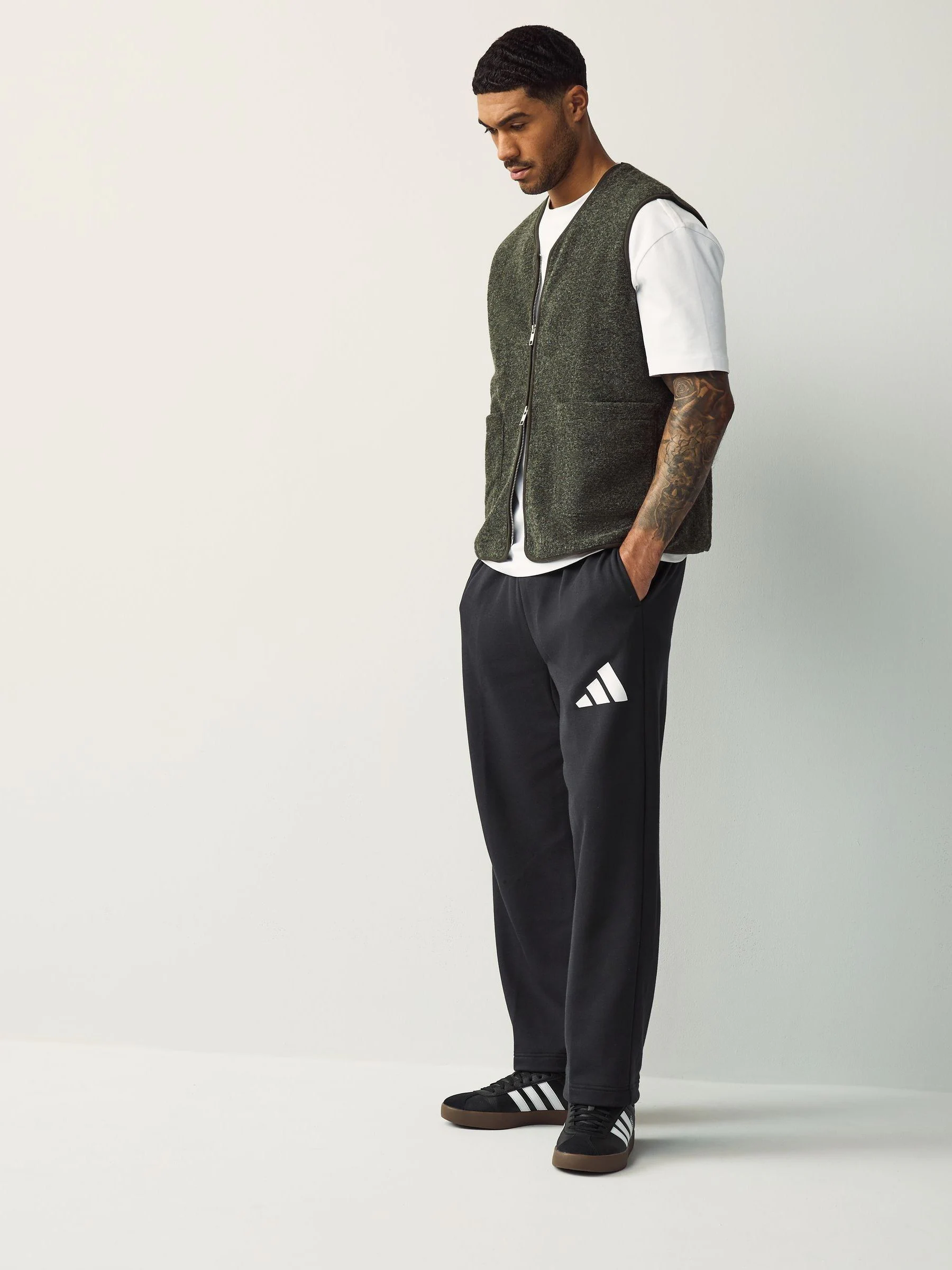 adidas Essentials Joggingbroek met Wijde pijpen Bar Logo 3