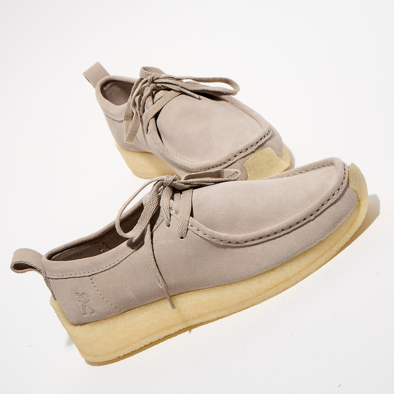 Clarks Originals Derbies en Velours de Cuir Rossendale gris clair