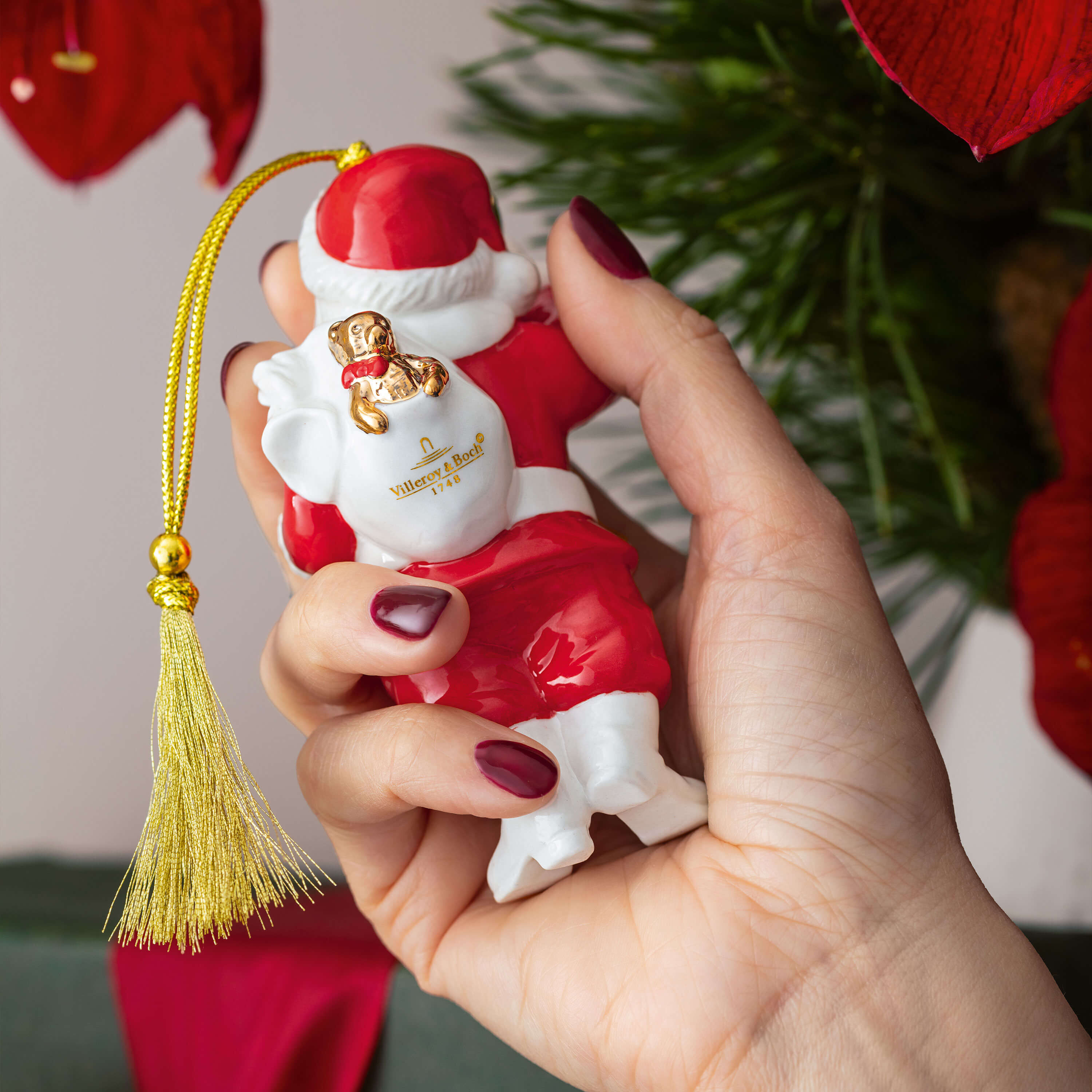 Christmas Classics Christmas ornaments Multi-colored, 2.5'' x 1.9'' x 4.1''