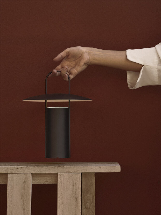 Audo Copenhagen Ray Table Lamp Portable Black