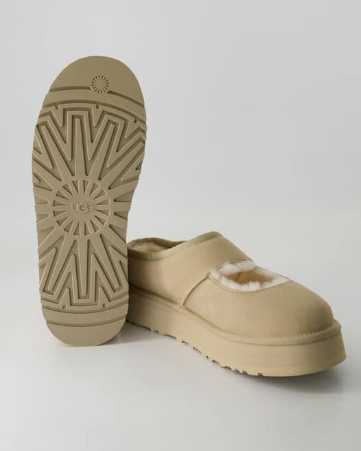 UGG W Bea Mary Jane Pantoletten in Beige