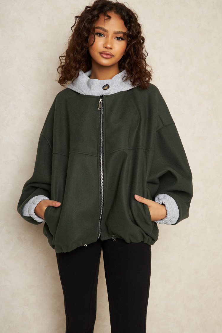 Veste à capuche kaki et grise