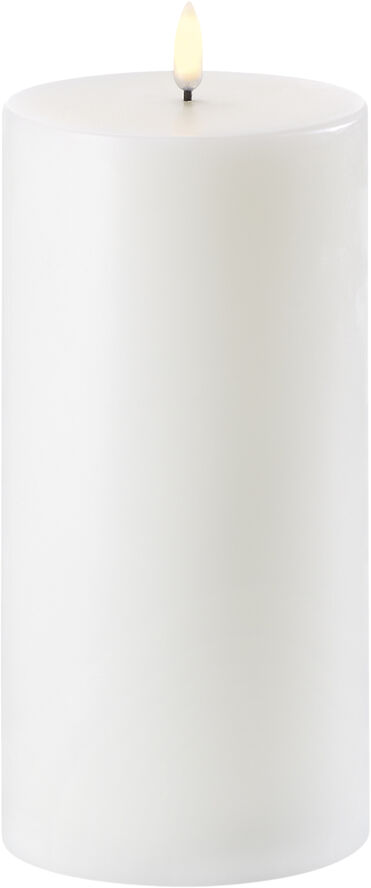 Uyuni LED Pillar Candle - Nordic White - 10,1 x 25 cm Hvid