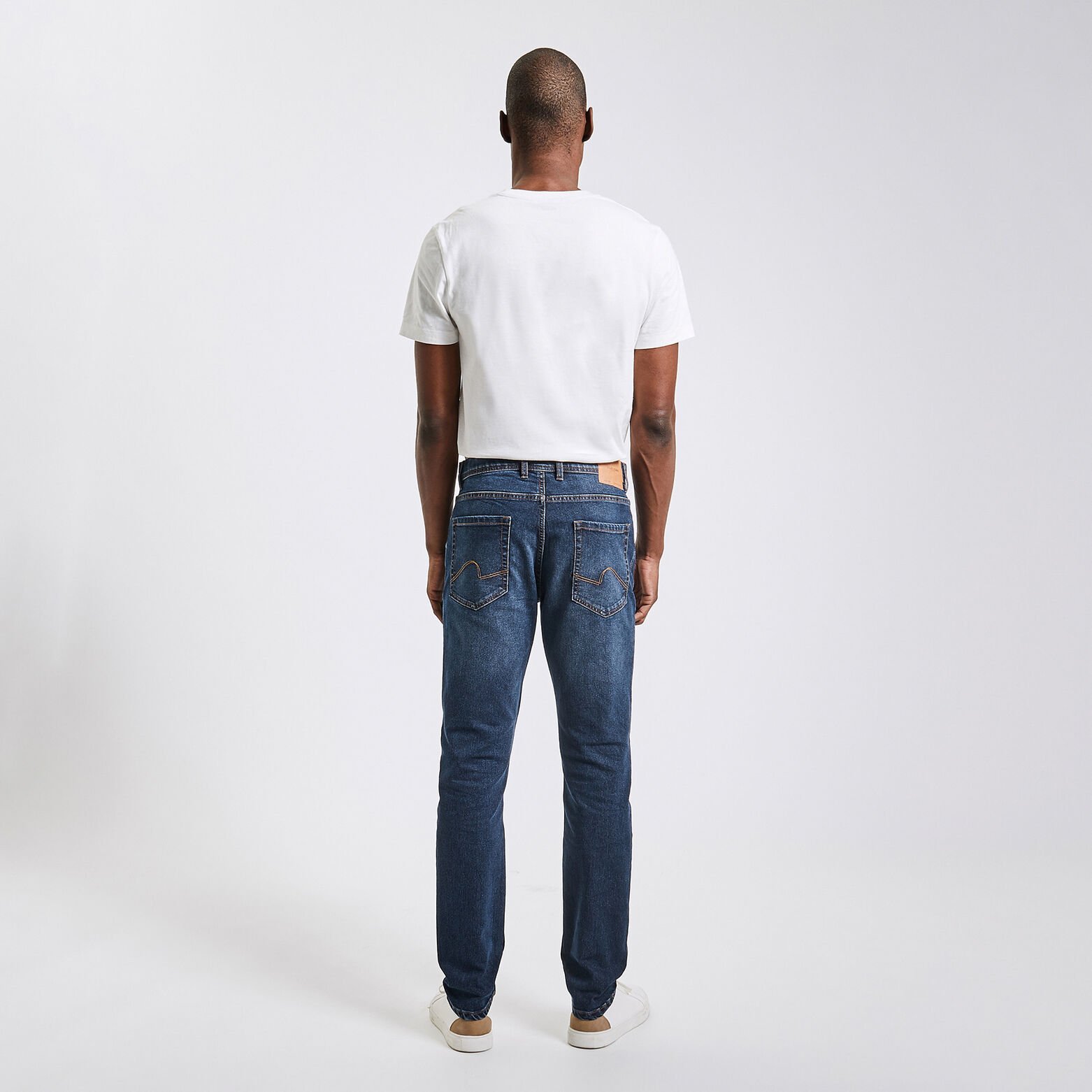 Jean relax en coton et polyester recyclés Bleu moyen