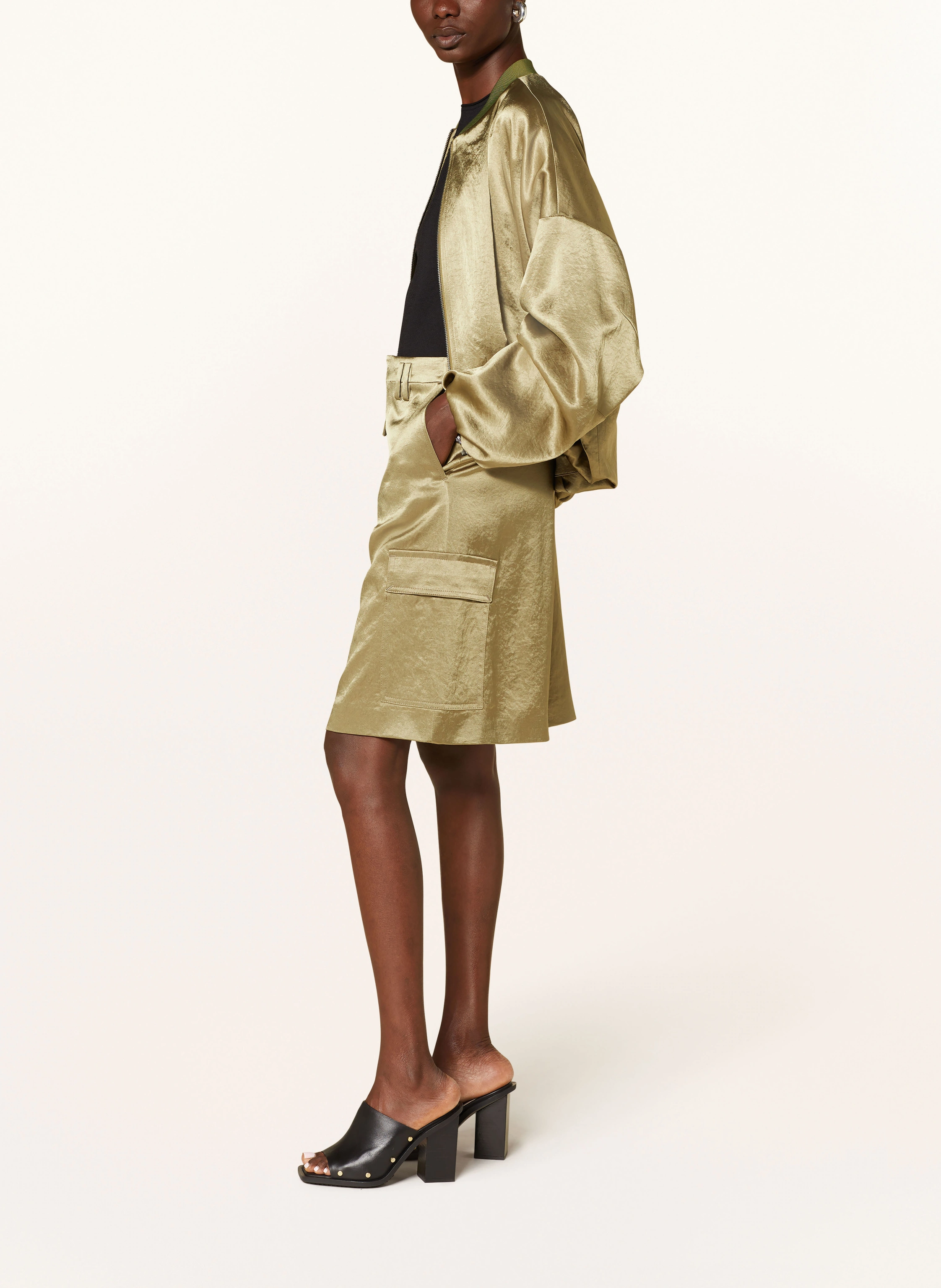 DRYKORN Cargoshorts TRAIL aus Satin
