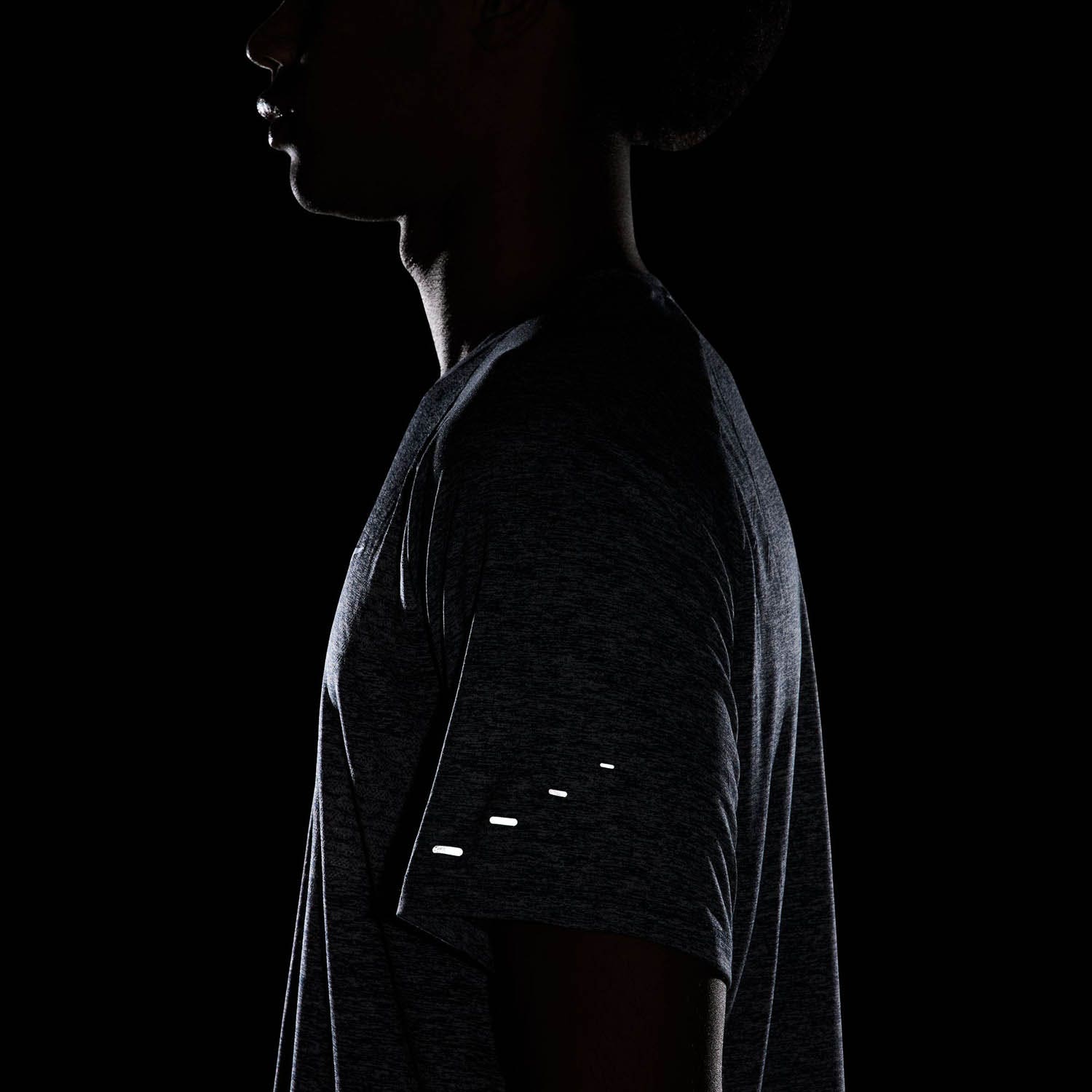 Nike  Stride Short Sleeve