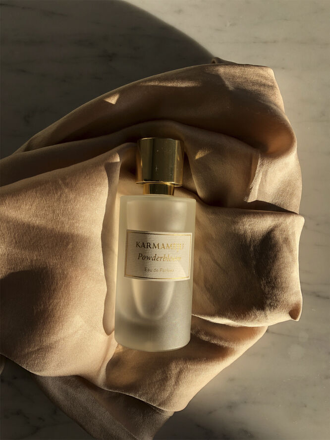 Karmameju Skincare POWDERBLOOM Eau de Parfum