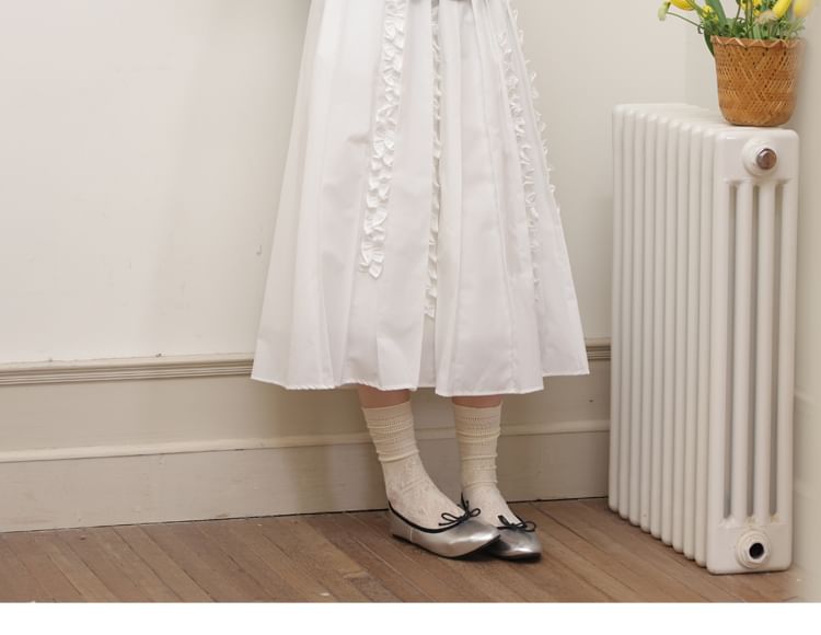 Damzelle - Blouse met lange mouwen, opstaande kraag, volantrand, strik aan de voorkant en knoopjes