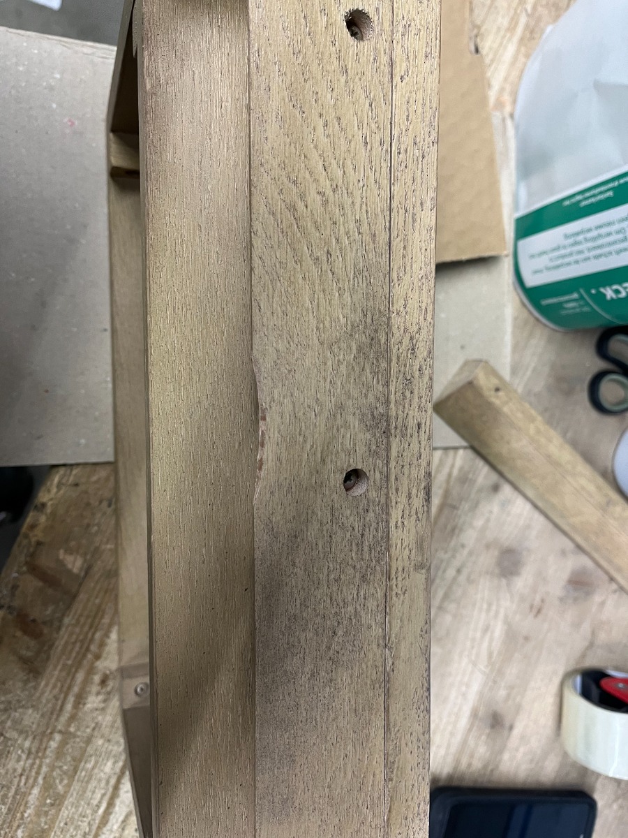 SCHADEMODEL: Differnz bruin eiken wastafelplank 40x25x10cm