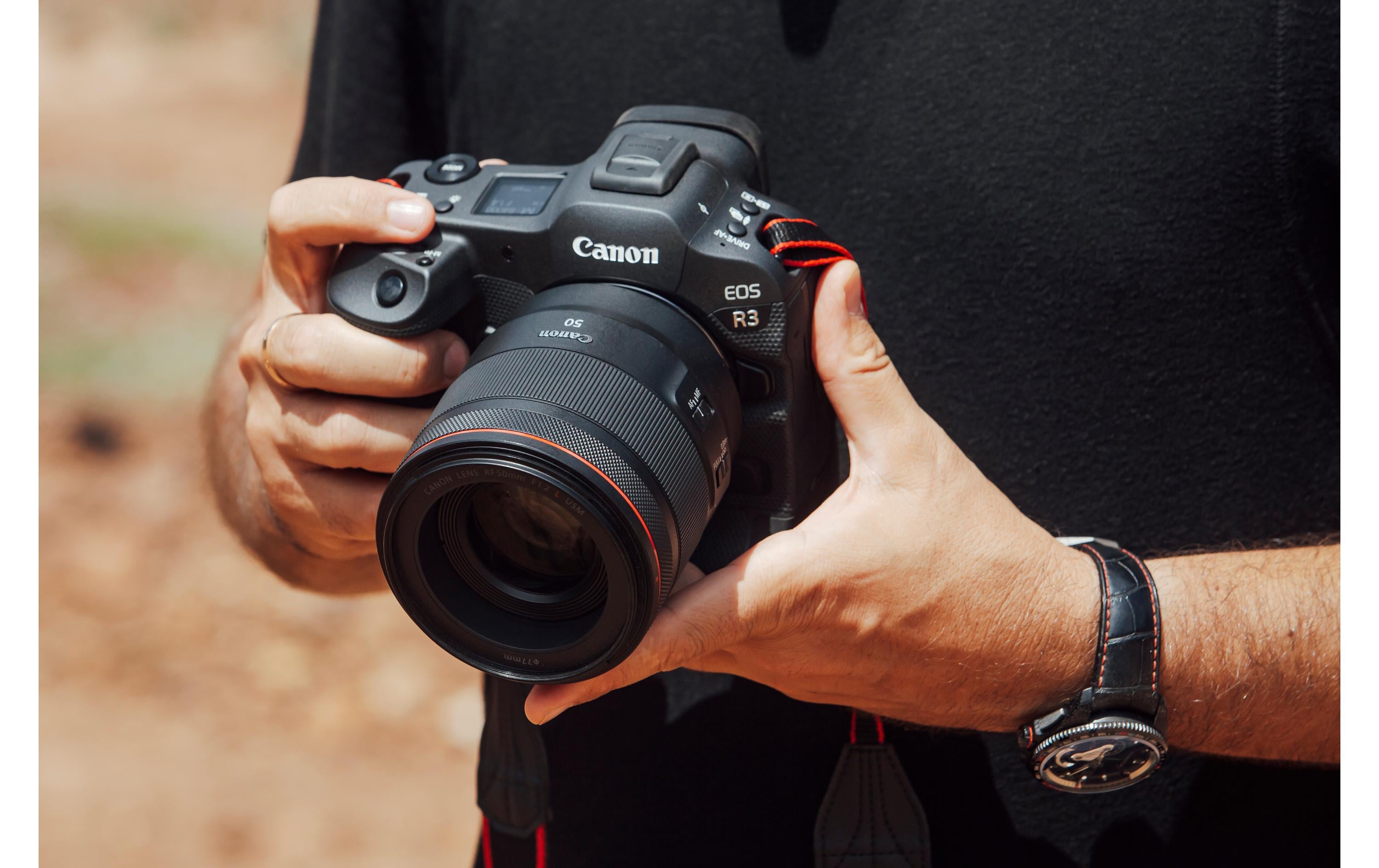 Fotokamera EOS R3 Kit RF 100-300mm F/2.8L IS USM<br>Blitzschnelle Systemkamera zum Fotografieren und Filmen inklusive Objektiv