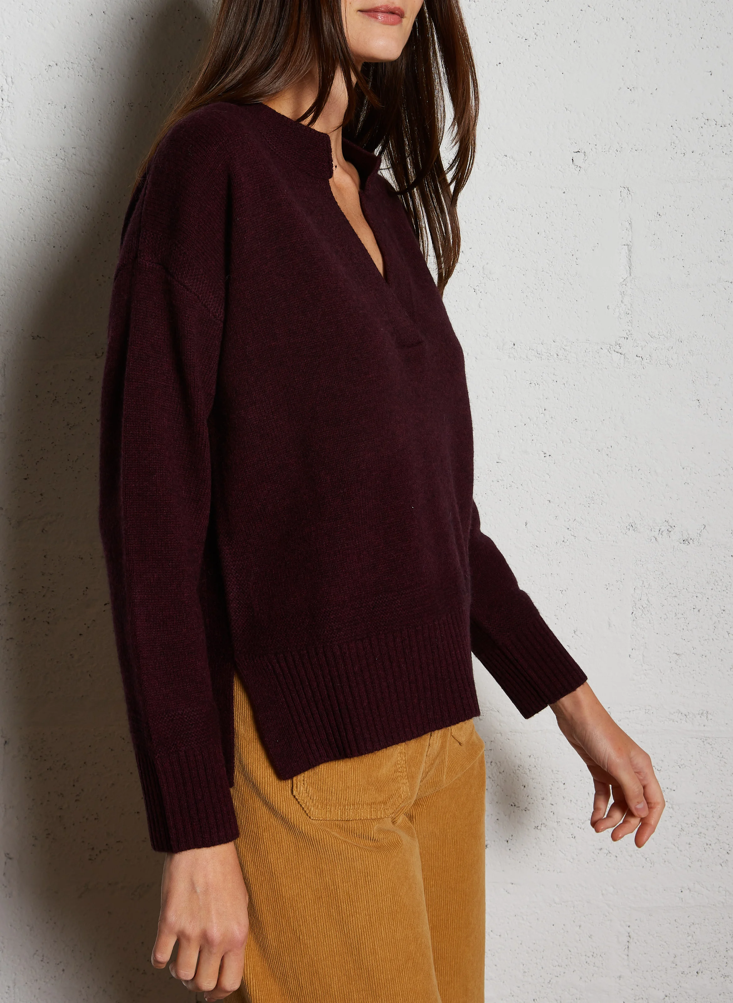 CLEMENT - Pull col V en laine | Violet