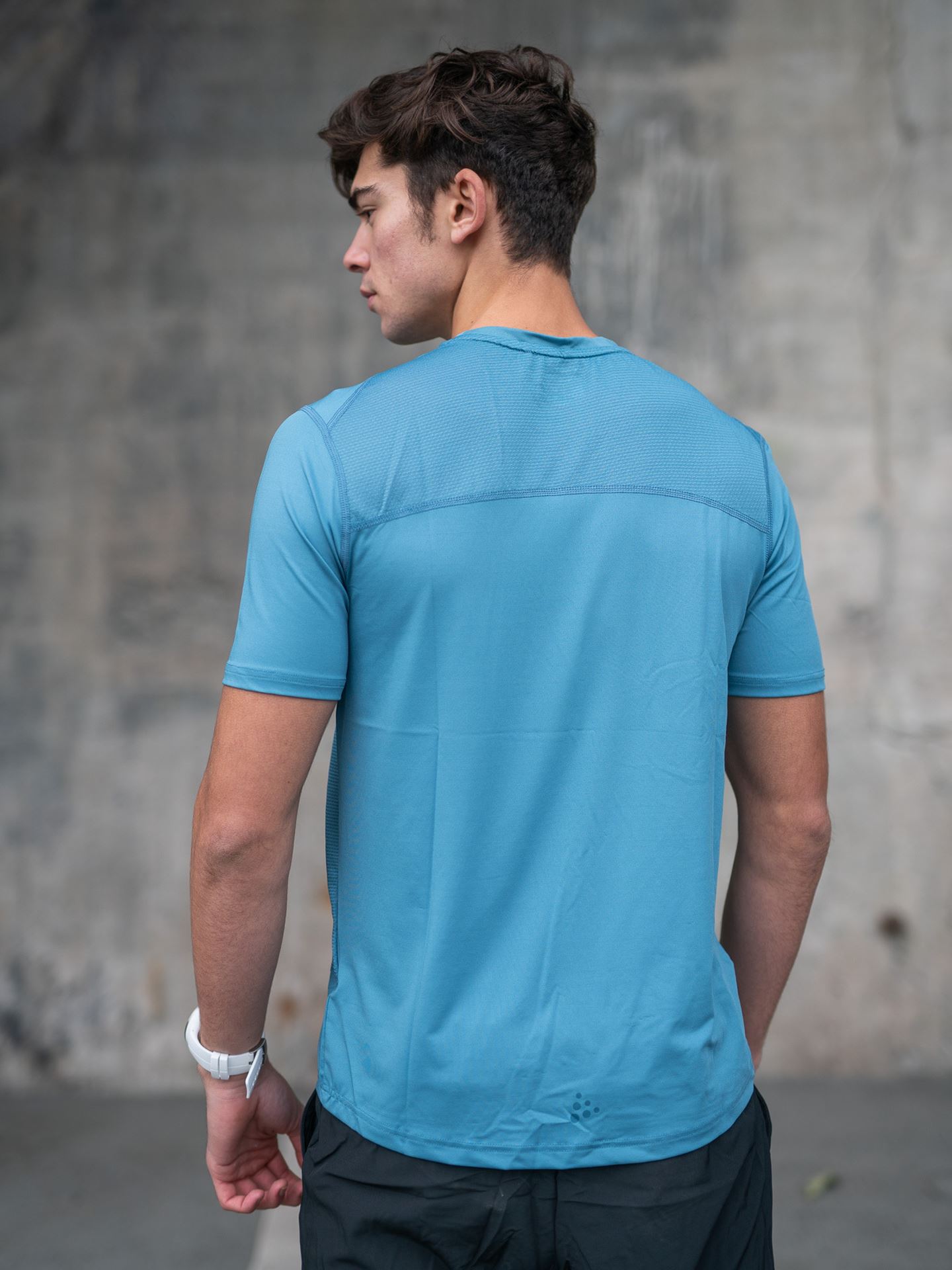 Advance Essence Short Sleeve Tee