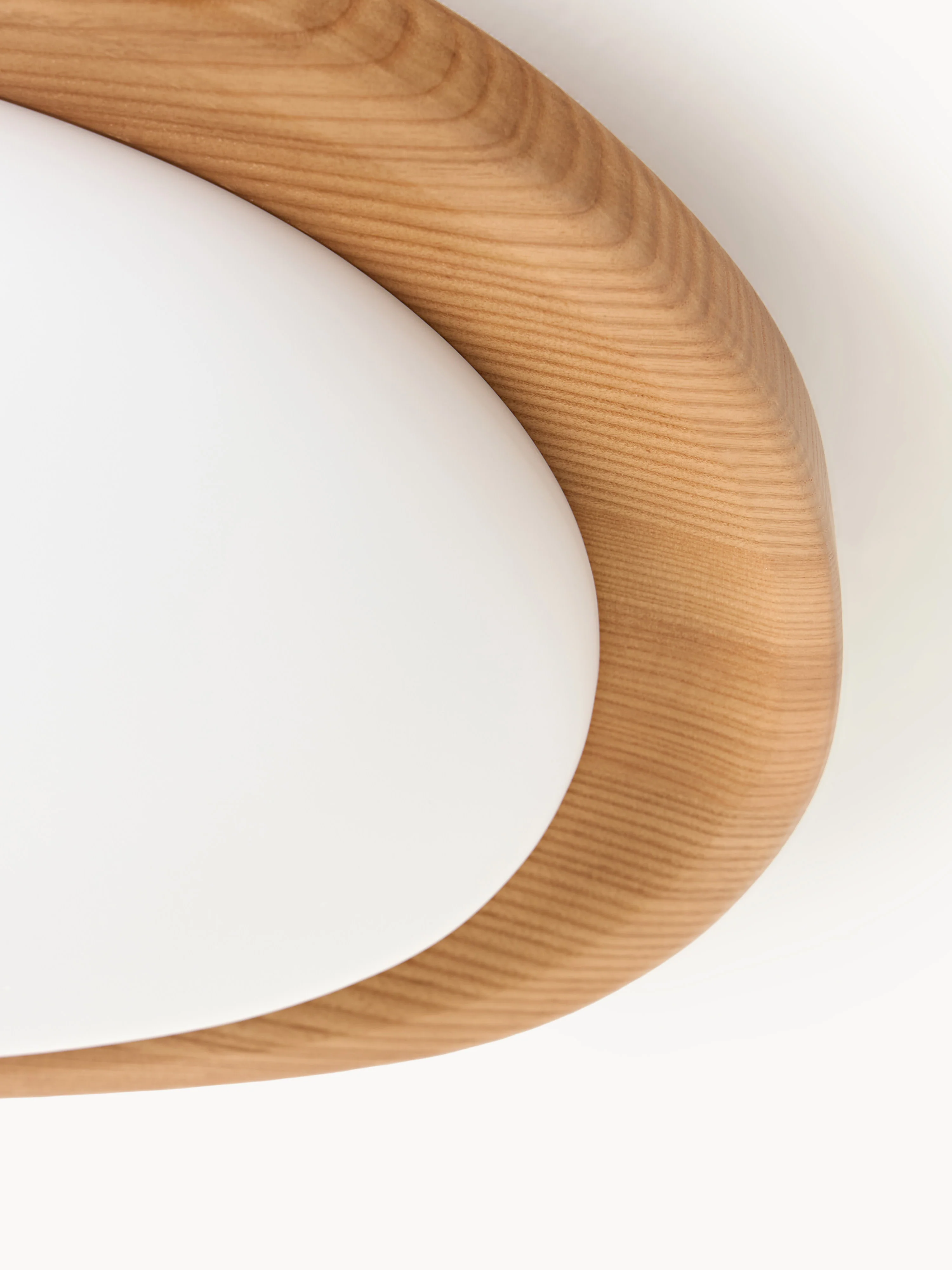 Plafondlamp Matthew met frame van essenhout